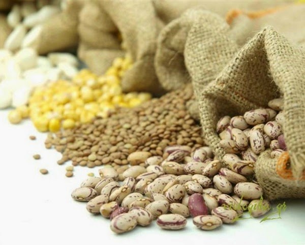 ΚΕ2016 "Τρία διαφορετικά υλικά"