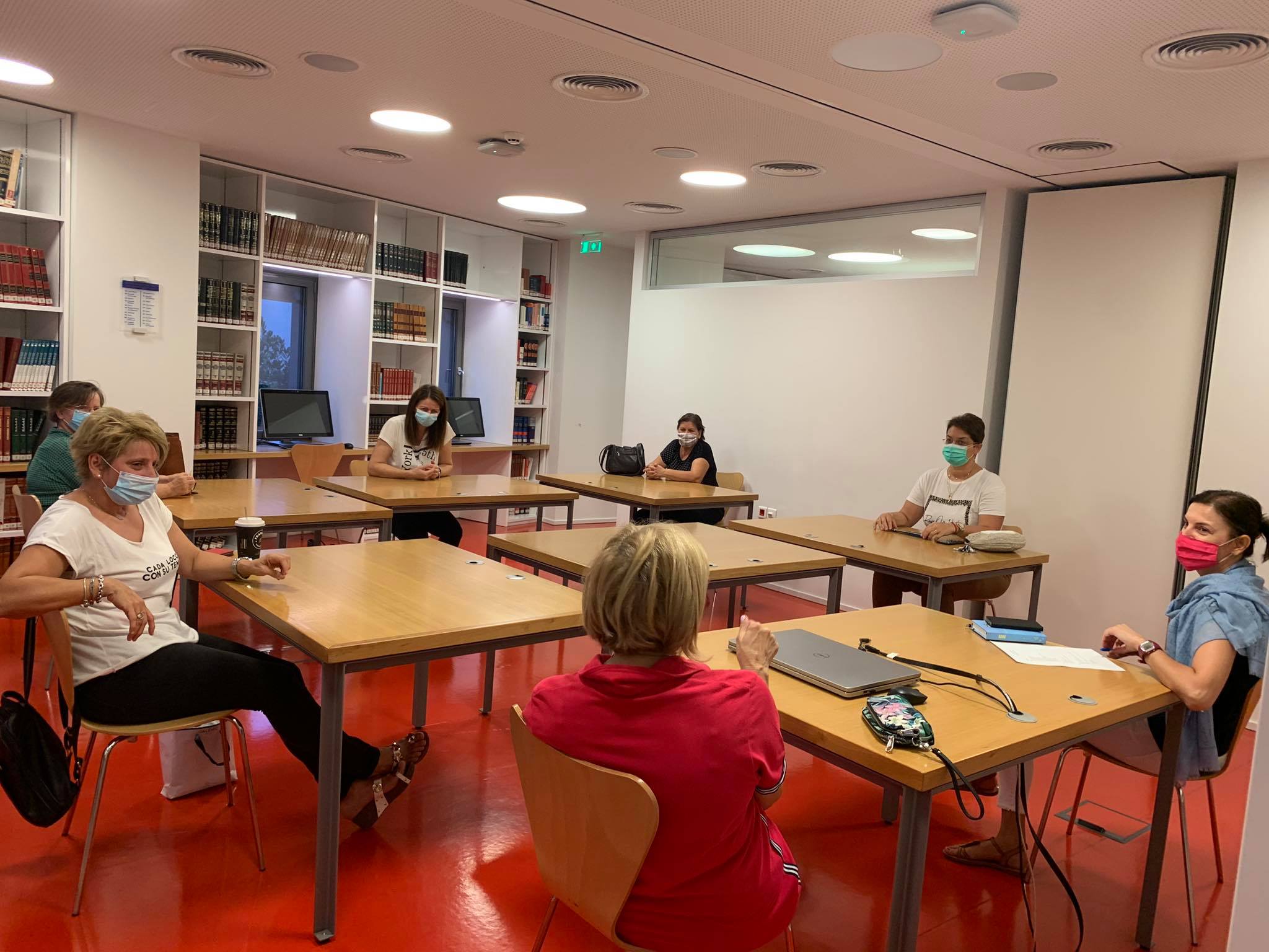 pragmatopoiithike i proti synantisi tis leschis anagnosis enilikon 2020 09 18 1