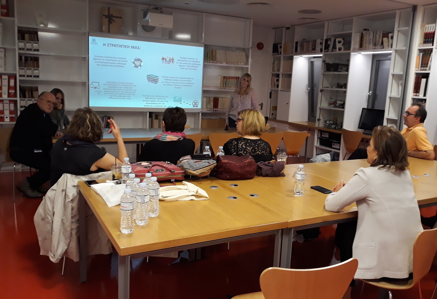 synantisi me ekprosopoys ton bibliothikon thessalias 2019 10 09 1