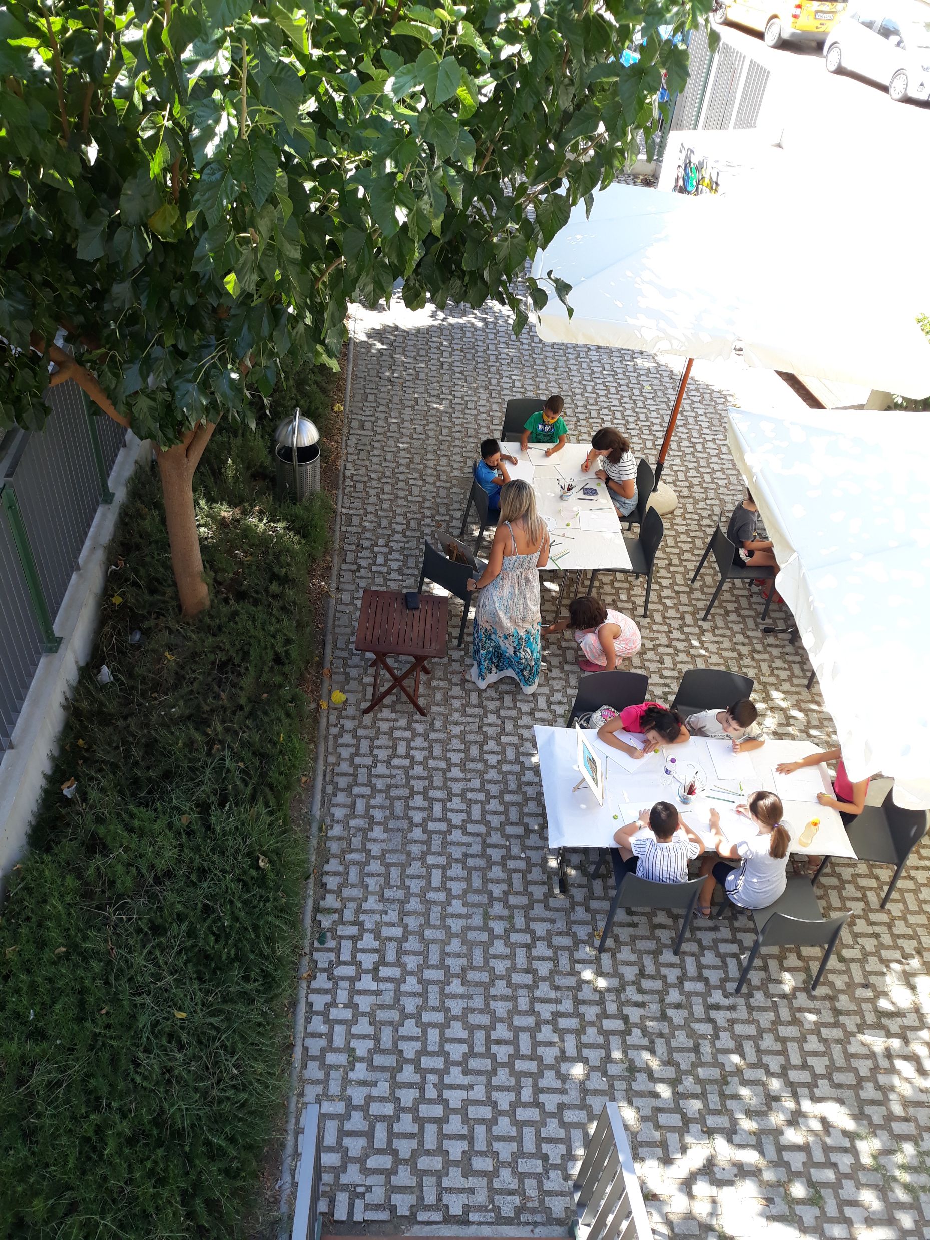 pragmatopoiithike to ergastirio zografikis me tin agiografo fani karaggeli 2020 09 07 1