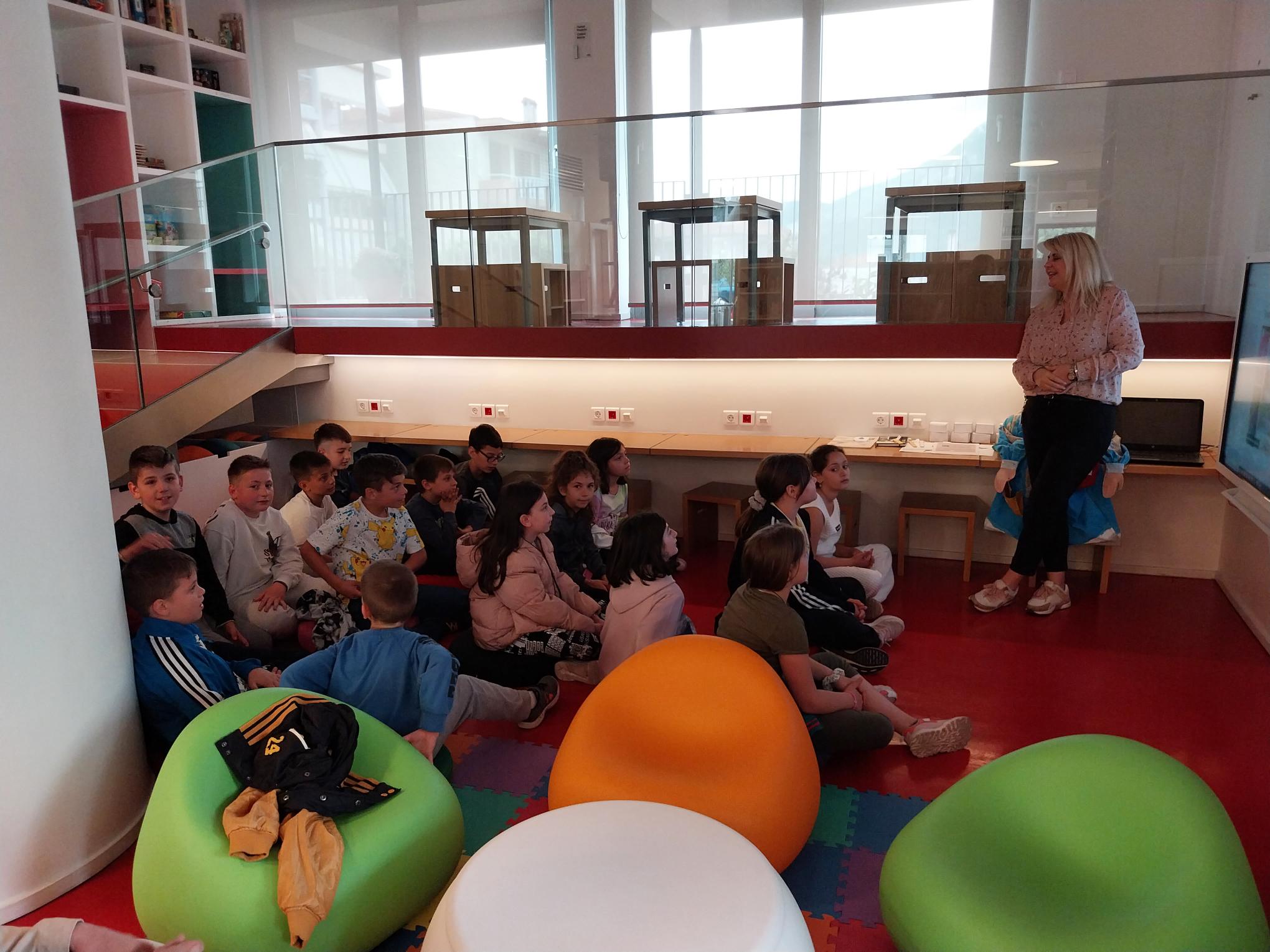 workshop-with-the-2p-of-action-aid-for-the-3rd-and-5th-grade-of-the-1st-primary-school-2023-05-31-9