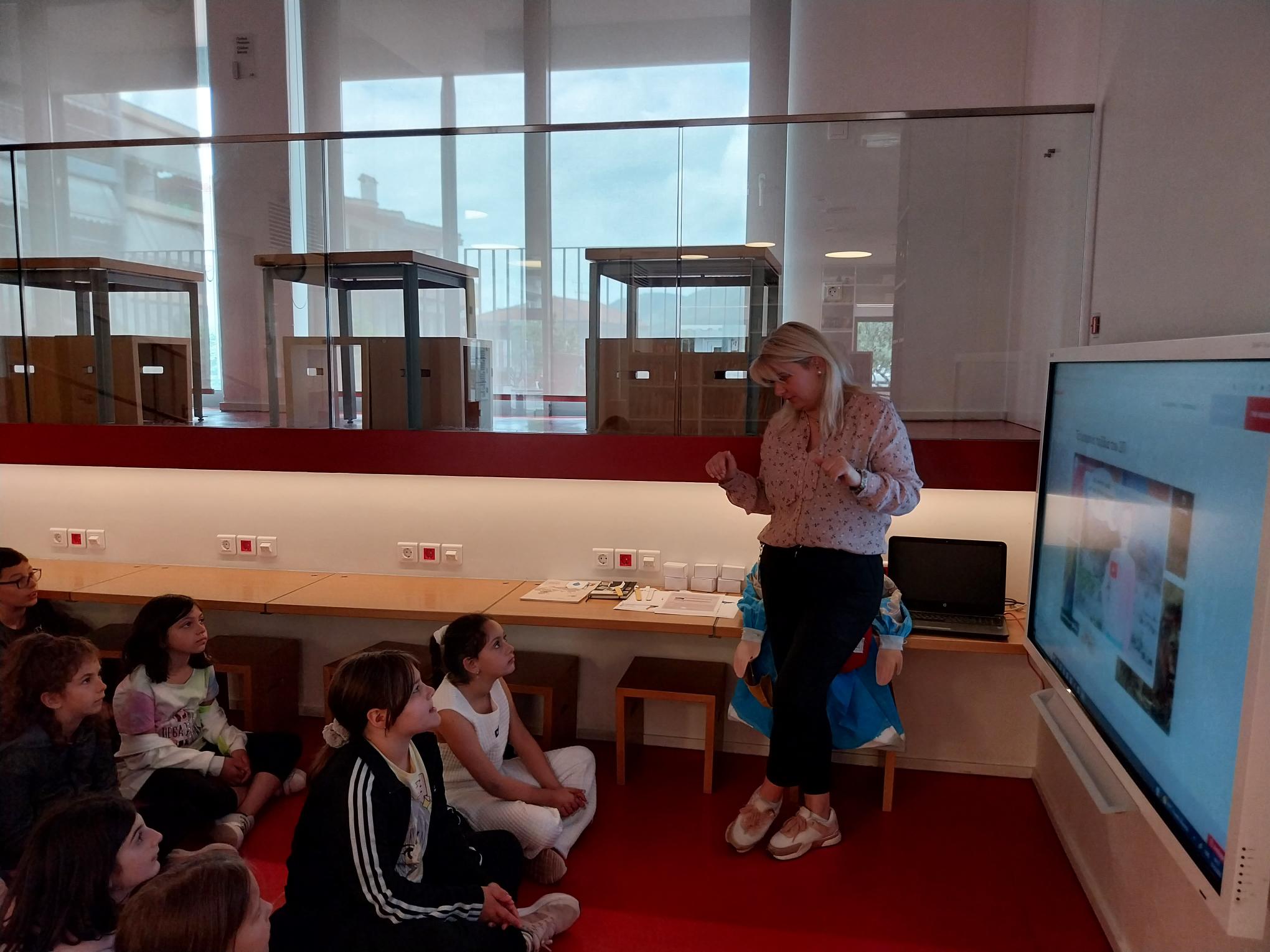 workshop-with-the-2p-of-action-aid-for-the-3rd-and-5th-grade-of-the-1st-primary-school-2023-05-31-8