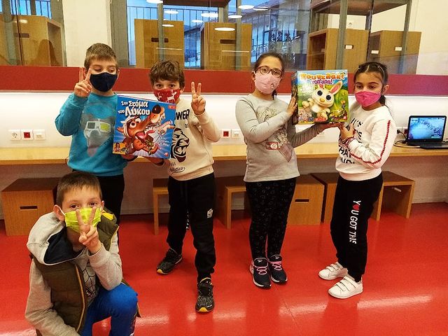 nea epitrapezia paichnidia sti bibliothiki 2021 11 29 1