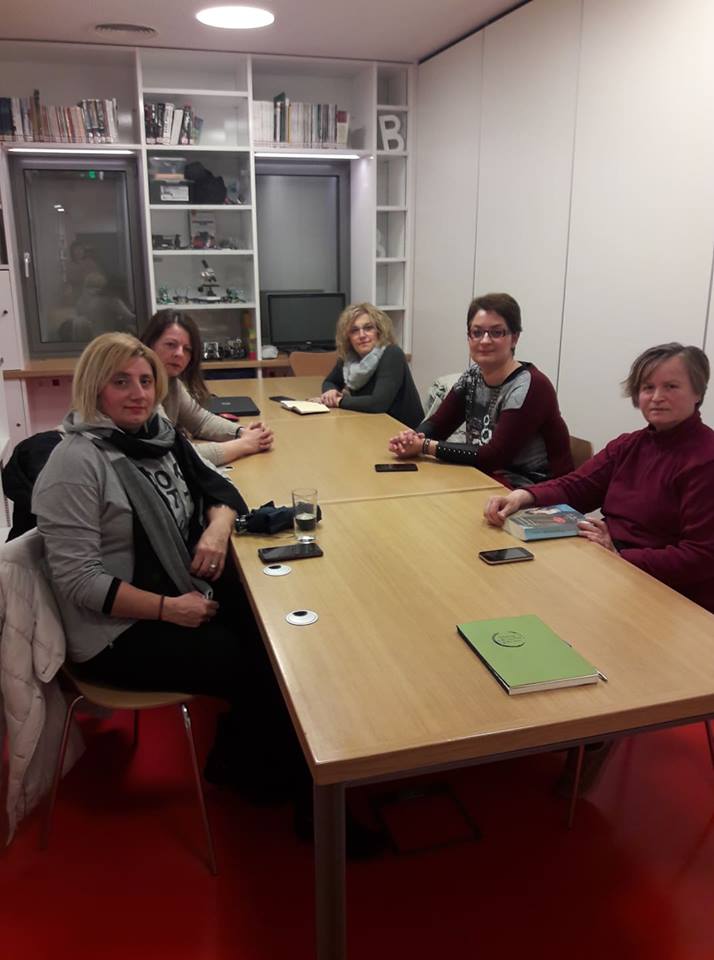 synantisi tis leschis anagnosis enilikon 2019 01 23 1