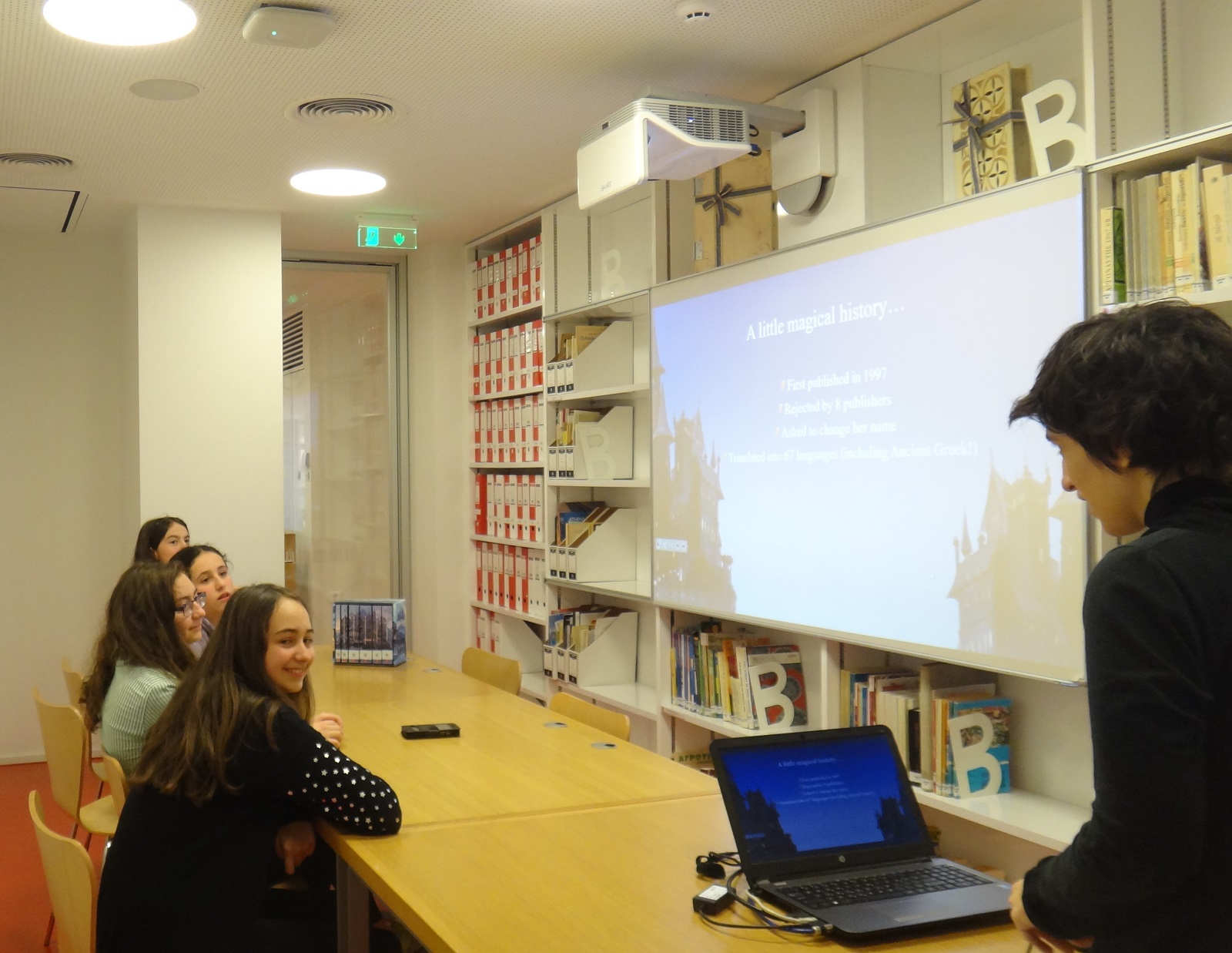 synantisi tis agglikis leschis anagnosis 2018 02 06 1