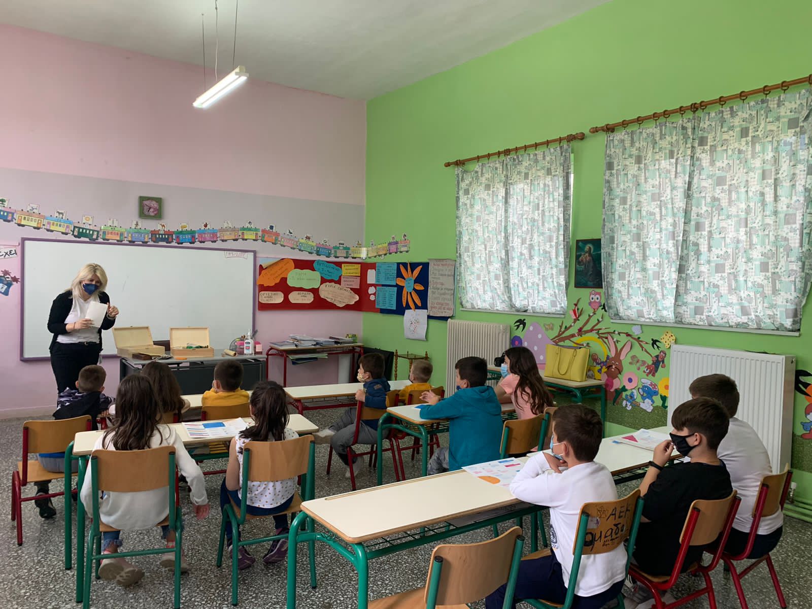 to ekpaideytiko programma biblio ta fylla poy milane taxidepse stin oxyneia 2022 05 19 1