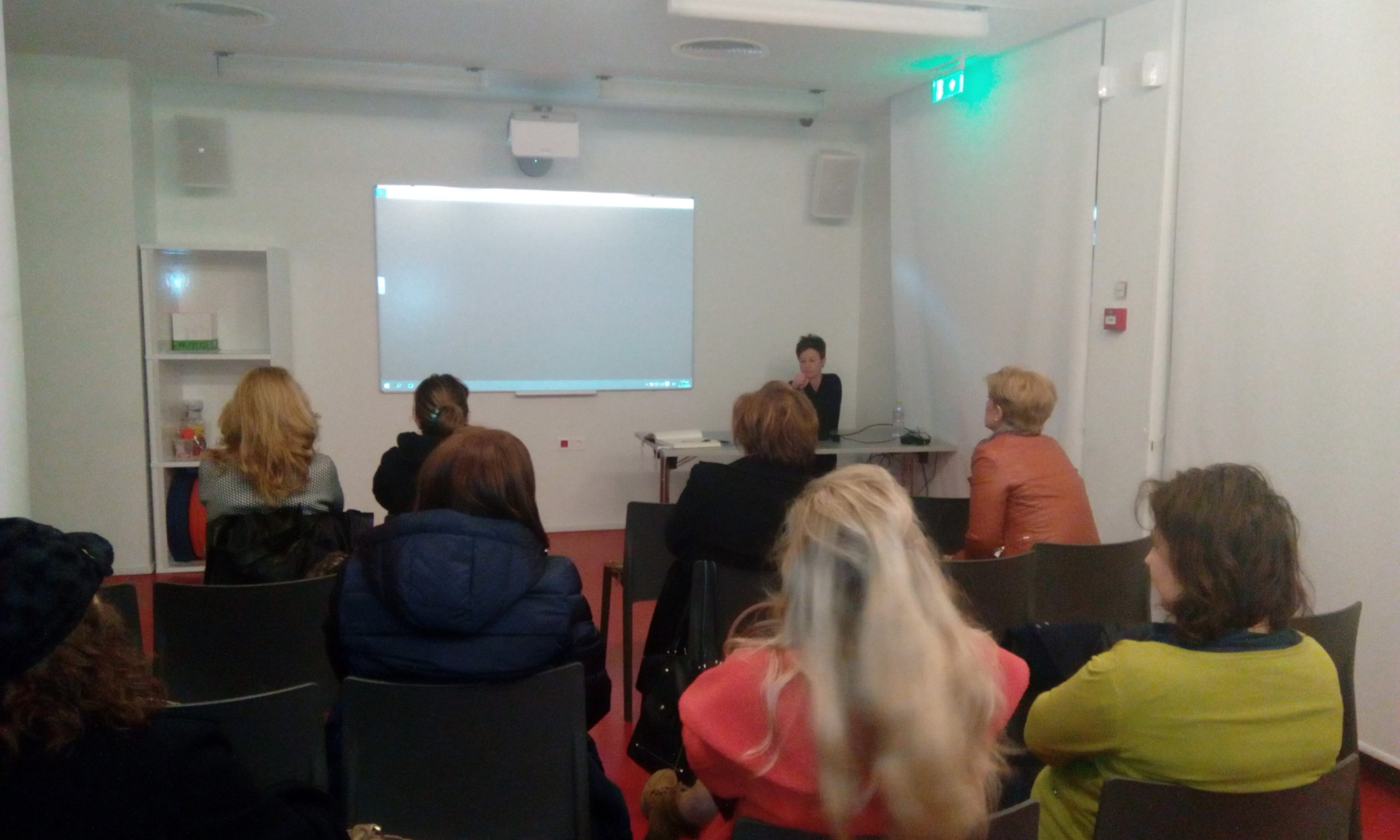 ekdilosi bia kata ton gynaikon 2015 12 09 1