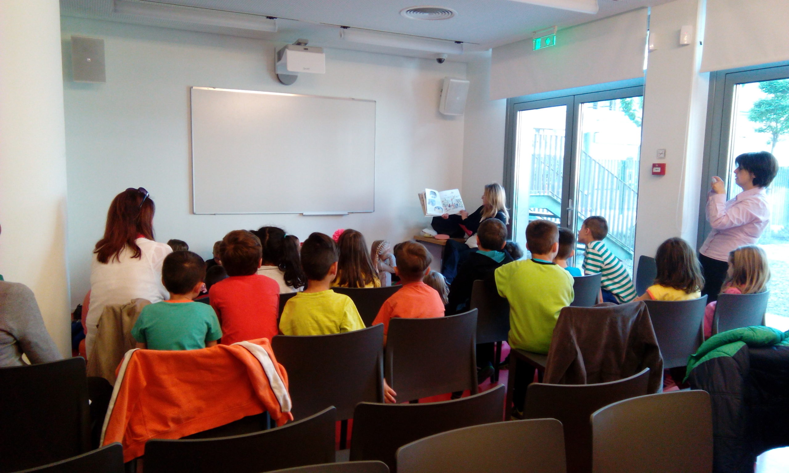 xenagisi enimerosi gia ekpaideytikes efarmoges kai anagnosi paramythioy 2016 04 19 1