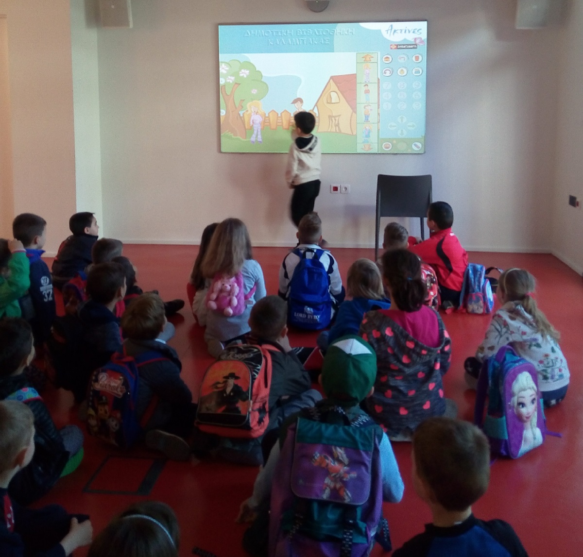 episkepsi toy nipiagogeioy kai dimotikoy scholeioy pialeias trikalon 2019 05 15 1