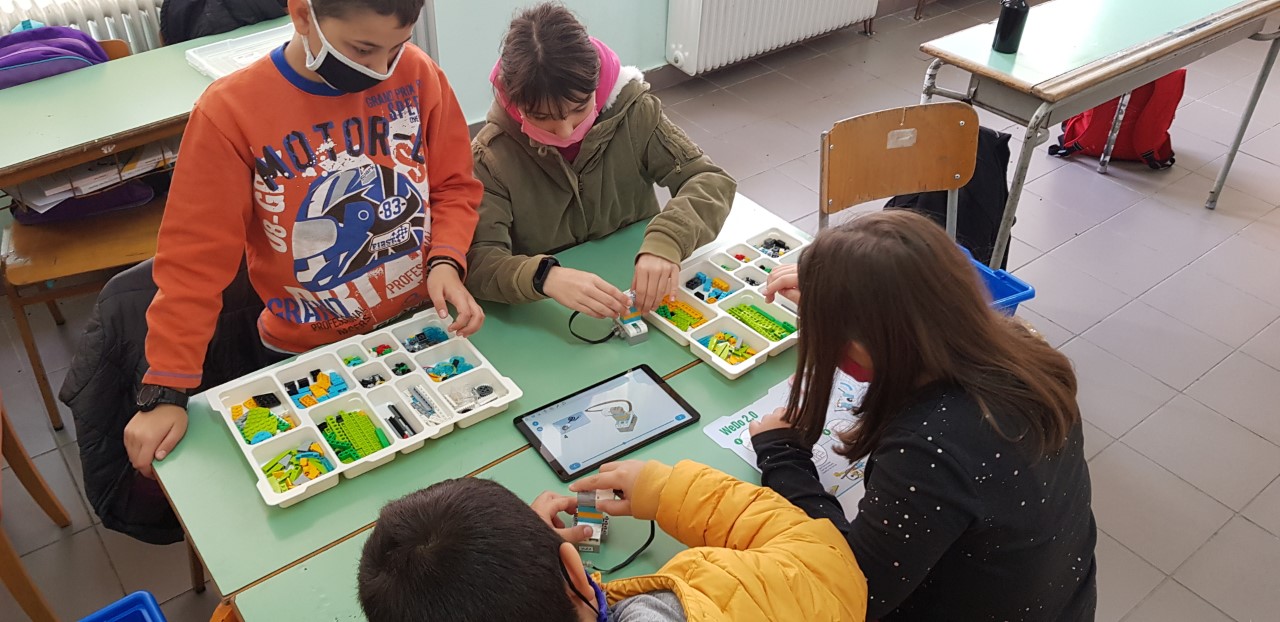 robotics for students of remote schools of the municipality of meteora 2022 11 08 1
