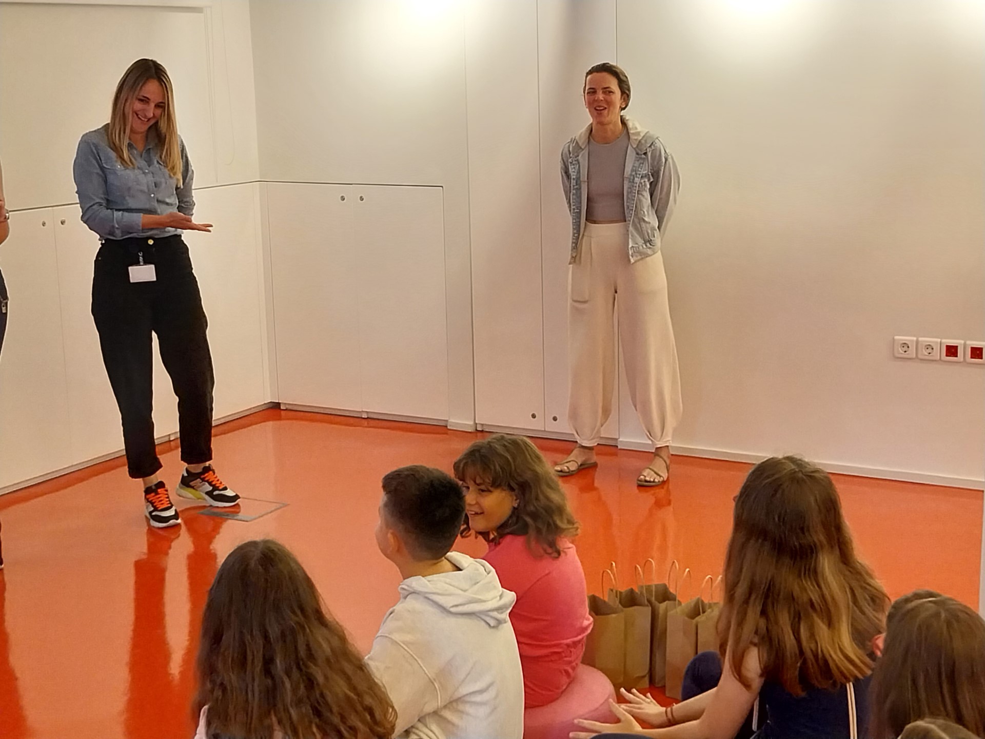 the-children-s-storytelling-fenia-the-beloved-of-sounds-was-held-on-the-subject-of-the-senses-2023-09-27-2