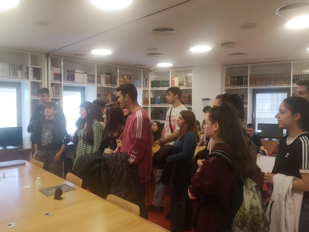 visit of the trikala music school to the library 2023 03 31 1
