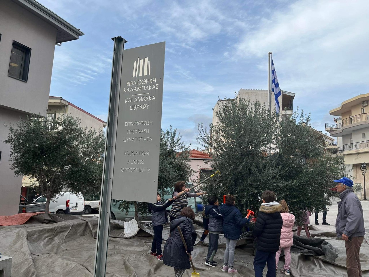 i b taxi toy 3oy dimotikoy scholeioy mazepse tis elies tis bibliothikis 2022 12 16 1