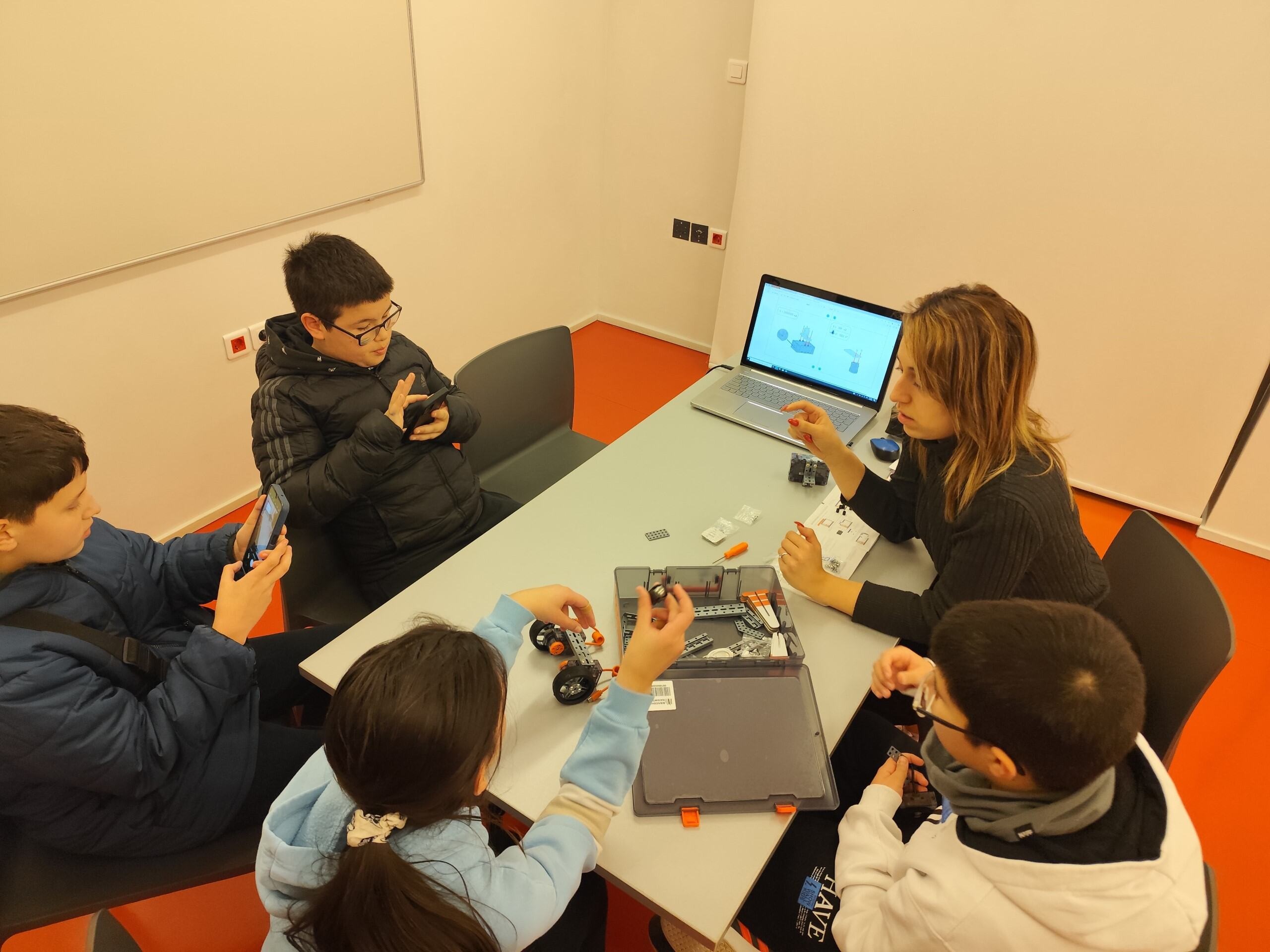 ac296702 c19a 4277 b5fc addae698ea6c