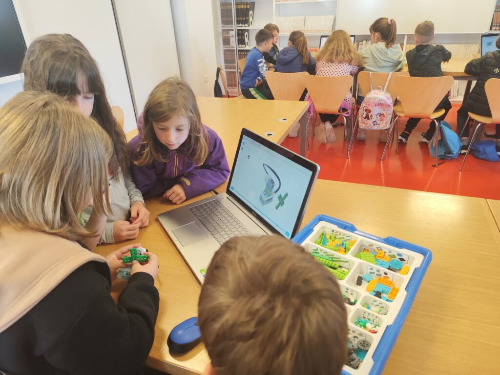 thumbnail 1000092821