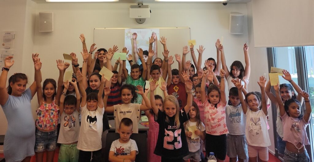 thumbnail 1000121083