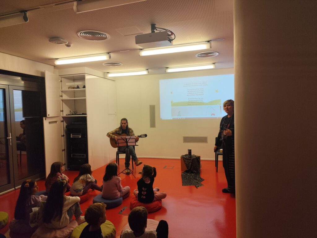 thumbnail 1000124950