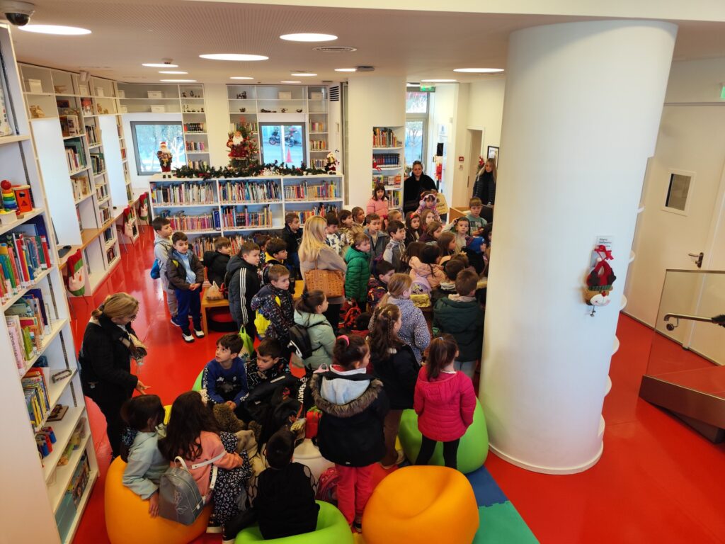 thumbnail 1000125576