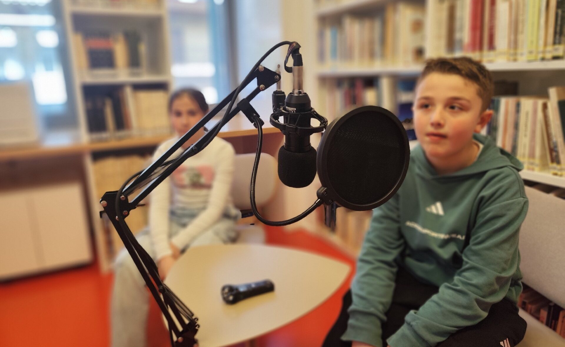 307569c6-1c58-4bbd-a039-9639427a8b7c