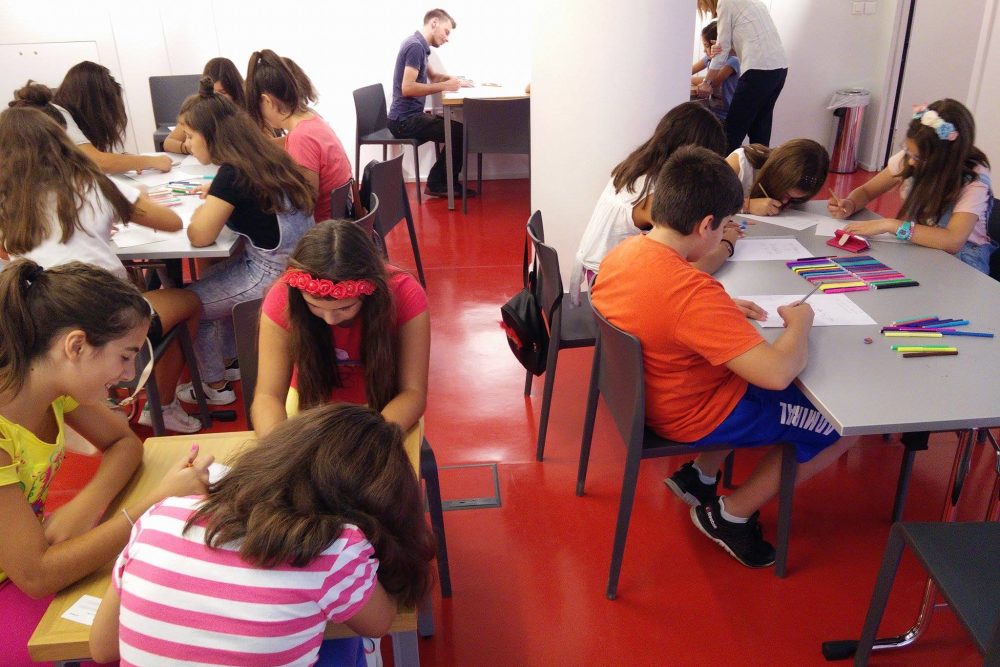 i drasi leykoma ergastirio eikonografisis oloklirothike 2017 09 01 1