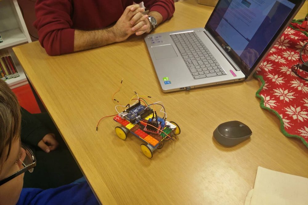 kataskeyes ilektronikon rompotikis sti bibliothiki 2017 11 28 1