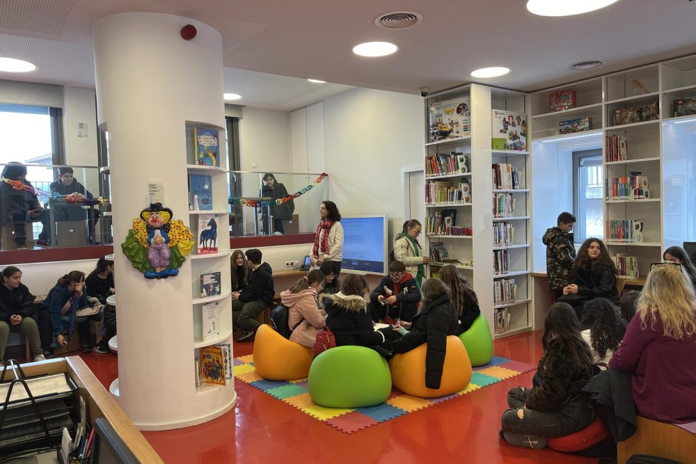 Messenger creation e4dac03b 78f9 4838 b1b8 38359d0d66de