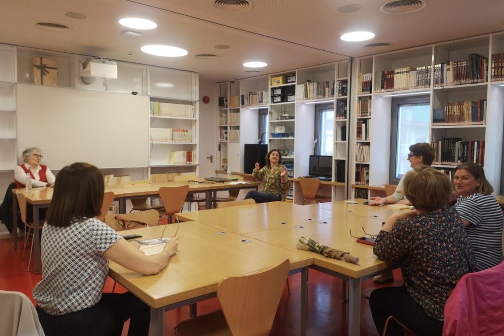 pragmatopoiithike i synantisi tis leschis anagnosis enilikon 2023 05 19 1