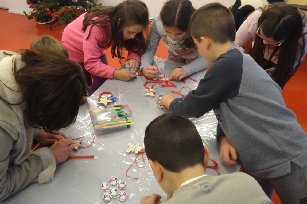 ftiaxame xylina christoygenniatika stolidia 2017 12 19 1