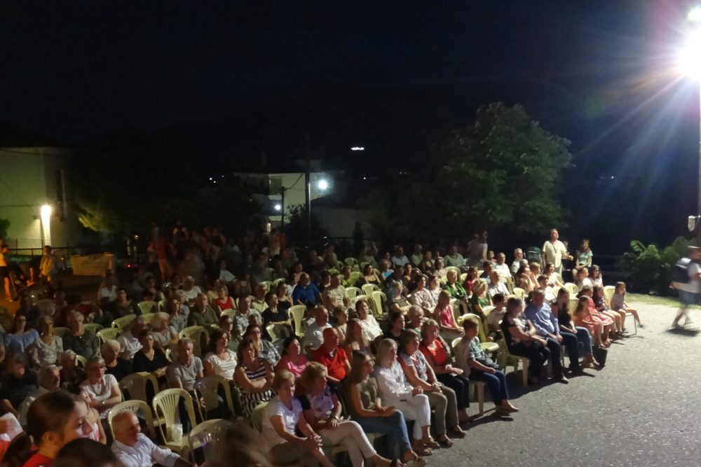 mia bradia afieromeni sto feggari 2018 08 27 1