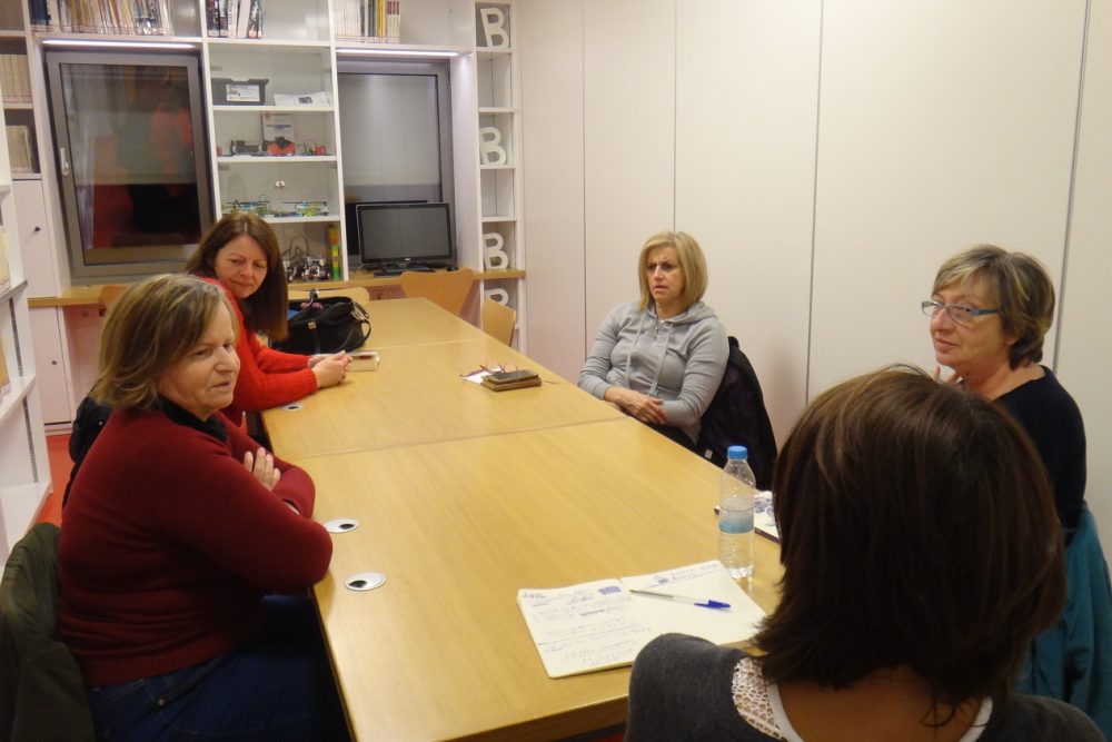 synantisi tis leschis anagnosis enilikon 2018 11 16 1