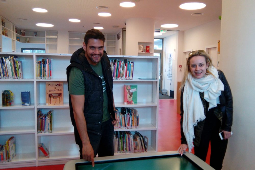 episkepsi dimitri oyggarezoy sti bibliothiki kalampakas 2016 03 19 1