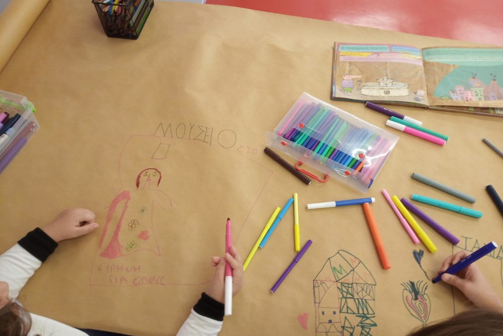 pragmatopoiithike to paidiko ergastirio i poli poy edioxe ton polemo 2020 10 27 1