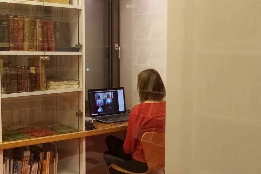 pragmatopoiithike i synantisi tis leschis anagnosis enilikon 2021 02 01 1