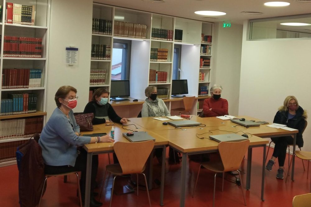 leschi anagnosis enilikon enthoysiase to afieroma sta aristoyrgimata tis pagkosmias logotechnias 2022 04 01 1