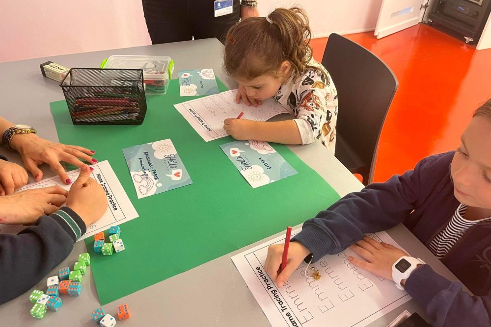 xekinise i aggliki paidiki leschi anagnosis 2022 09 27 1