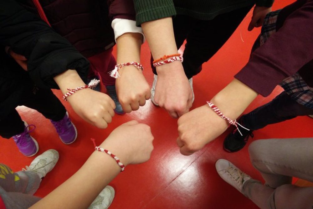 brachiolakia toy marti me tin techniki makrame 2017 02 28 1