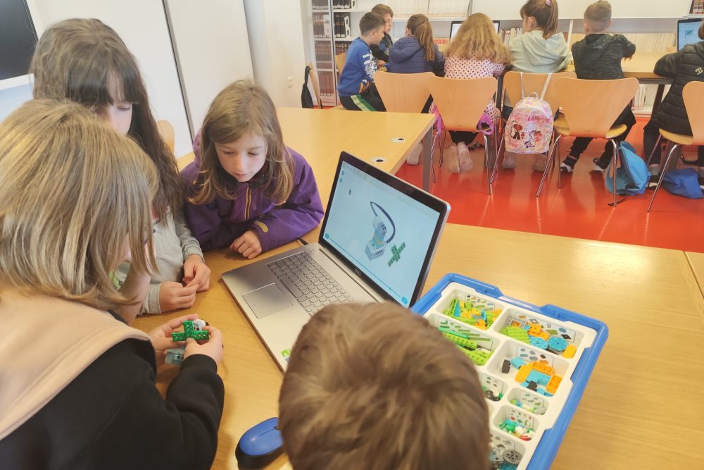 thumbnail 1000092821