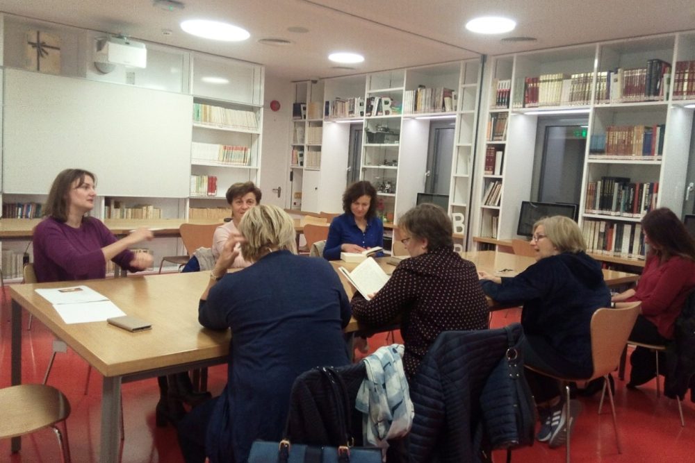 synantisi tis leschis anagnosis enilikon 2019 11 08 1