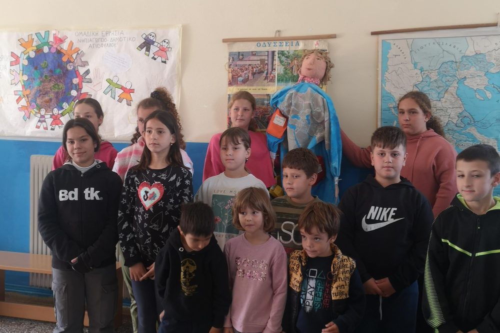 i bibliothiki sta choria oxyneia kai agiofyllo me tin ekpaideytiki balitsa 2p tis action aid 2023 05 26 1